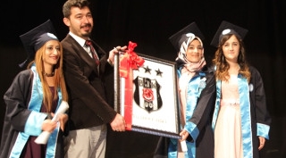 Ahlat Myo'da mezuniyet töreni düzenlendi