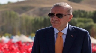 Cumhurbaşkanı Erdoğan, Malazgirt Zaferi'nin 951. Yıl Dönümünde Ahlat'ı Ziyaret Etti