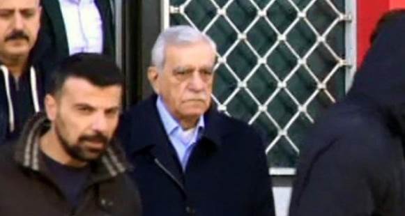 Ahmet Türk Elazığ cezaevine nakledildi