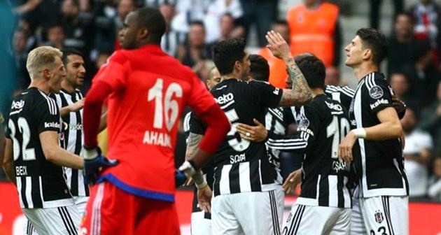Beşiktaş Kayserispor'u 4-0 mağlup etti