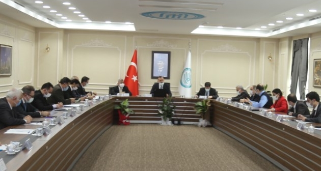 Bitlis Eren Üniversitesi senatosu vesayet bildirisini kınadı