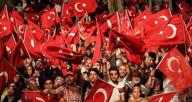 Bitlis ve ilçelerinde FETÖ’ye tepkiler devam ediyor