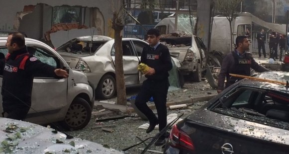 İstanbul'da Yenibosna'da bombalı saldırı