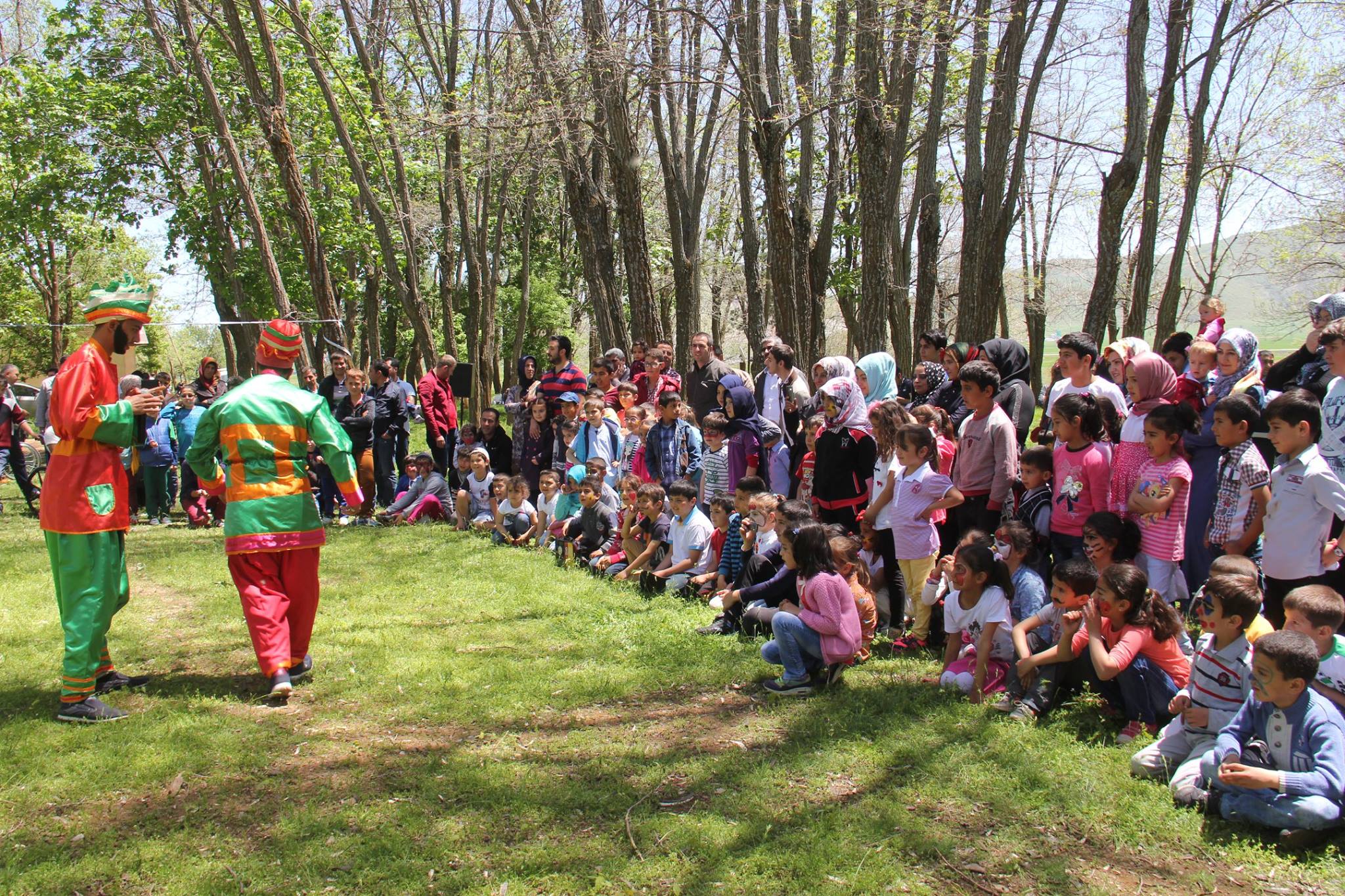 Bitlis Belediyesi Kültür Müdürlüğü tarafından ilk kez "Piknik ve uçurtma şenliği" etkinliği düzenledi.
