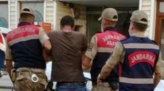 Adilcevaz'da göçmen kaçakçılığı yapan 2 kişi yakalandı