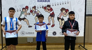Ahmet Yasin Aydemir masa tenisinde Türkiye şampiyonu oldu