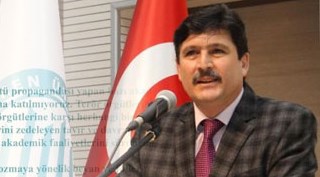 AYM'nin kararına Bitlis Eren Üniversitesi Rektörlüğü'de karşı çıktı