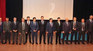 Bitlis'te Şehir ve Beden Dili Konferansı