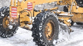 Tatvan Belediyesi karla mücadele çalışmalarına başladı