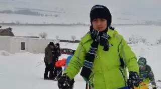 Tatvan Kaymakamlığı 60 öğrenciye kayak eğitimi verdi