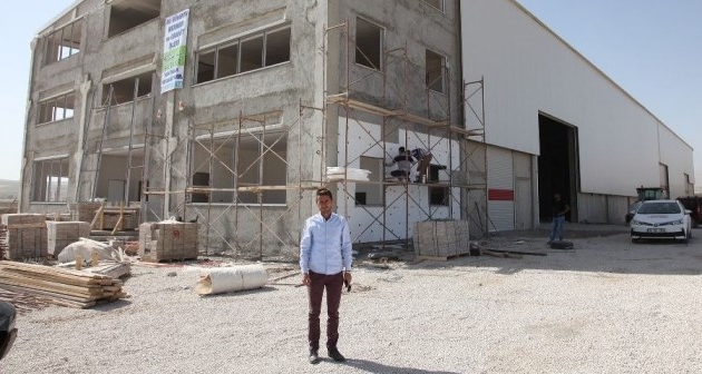 Ahlat’ta genç girişimcinin 5 milyon liralık tarım yatırımı