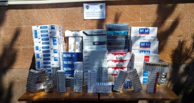 Ahlat'ta marketlere kaçak sigara operasyonu