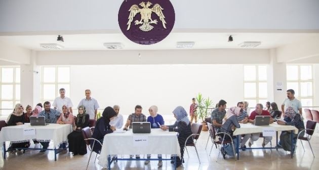Ahlat'ta Ygs-Lys tercih danışmanlığı merkezi açıldı