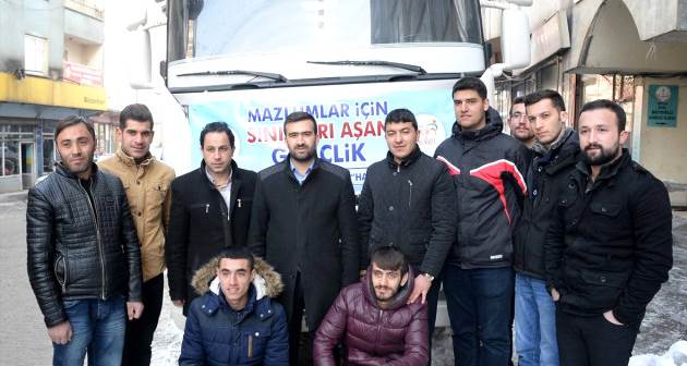 AK Parti Bitlis Gençlik Kolları'ndan Haleplilere yardım