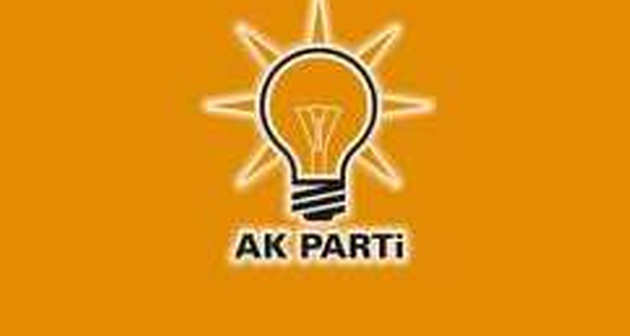 AK Parti'nin 5 İlçe Başkanı İstifa Etti