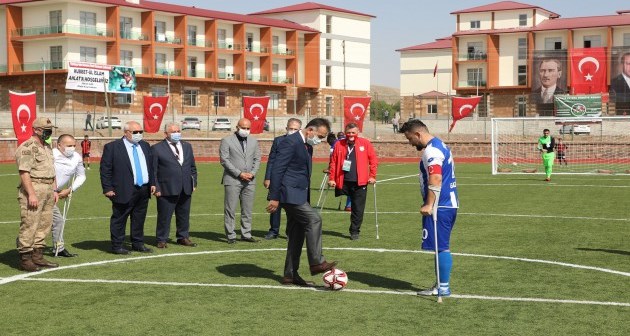 Ampute futbol Türkiye kupası müsabakaları Ahlat’ta başladı
