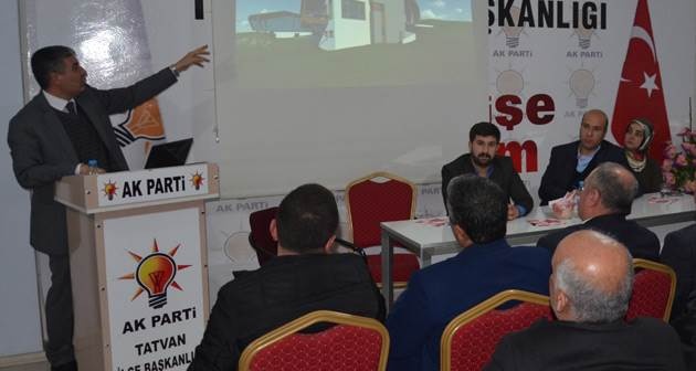 Başkan Aksoy, ilçe teşkilatına projelerini anlattı