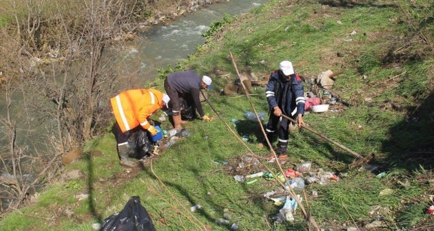 Bitlis Belediyesi'nin bahar temizliği başladı