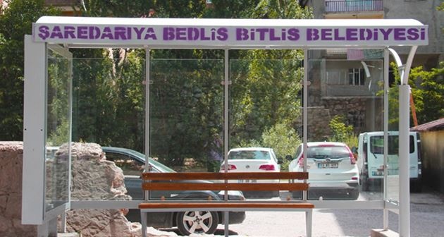Bitlis Belediyesi tarafından otobüs durakları hizmete açıldı