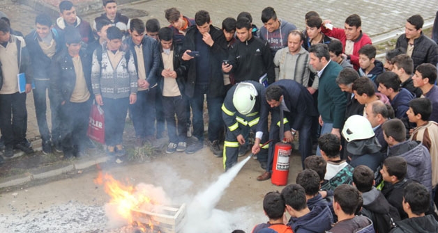Bitlis Belediyesi tarafından yangın ve deprem tatbikatları