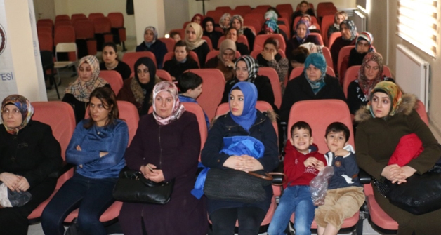 Bitlis Belediyesinden sağlıklı beslenme semineri