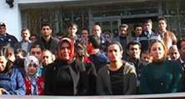 Bitlis Belediyesinden Silvan için iş bırakma eylemi