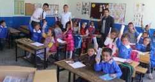 Bitlis Gençlik Merkezi Tarafından Köy Okullarına Yardım