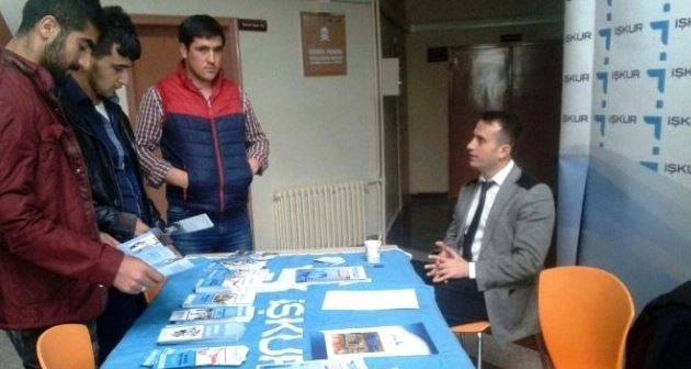 Bitlis İş-Kur İl Müdürlüğü BEÜ'de stant açtı