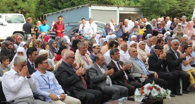 Bitlis'te 318 hacı adayı kutsal topraklara uğurlandı