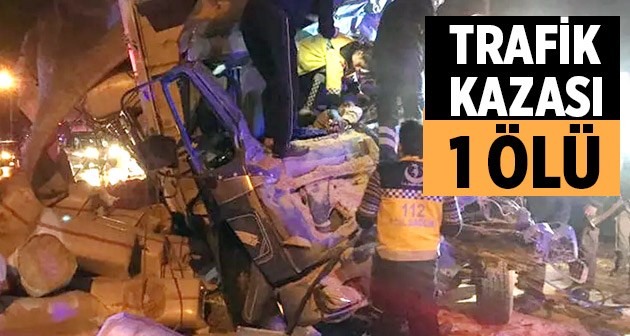 Bitlis'te trafik kazası 1 ölü, 2 yaralı