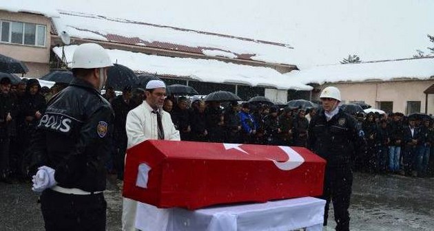 Bitlis'te trafik kazasında 1 polis hayatını kaybetti