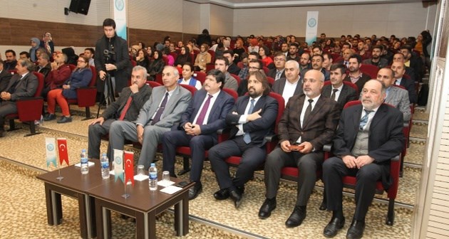 Bitlis'te Türkiye'nin nükleer enerji serüveni konferansı