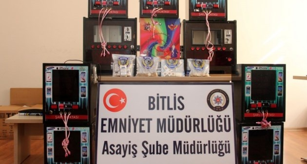 Bitlis'te yaşa dışı bahis operasyonu: 3 kişi gözaltına alındı