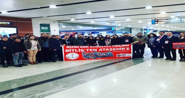 Bitlis ve ilçelerindeki 80 öğrenci İstanbul’a geziye gönderildi