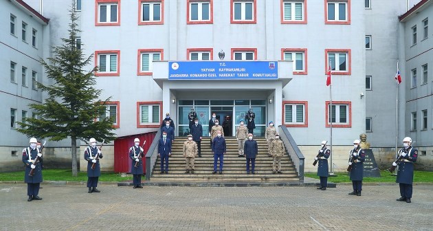 İçişleri Bakanı Soylu, Bitlis’te ziyaretlerde bulundu