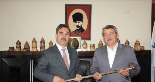 Konya gelen teknik heyet Ahlat Belediyesi'ni ziyaret etti