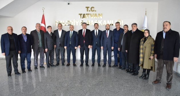 Malatya Milletvekili Çakır Tatvan Belediyesi'ni ziyaret etti