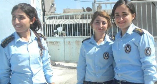 Rojava'nın İlk Kadın Trafik Polisleri