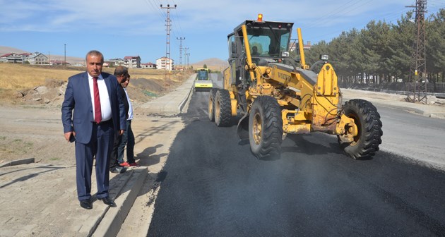 Tatvan Belediyesi sıcak asfalt çalışmaları
