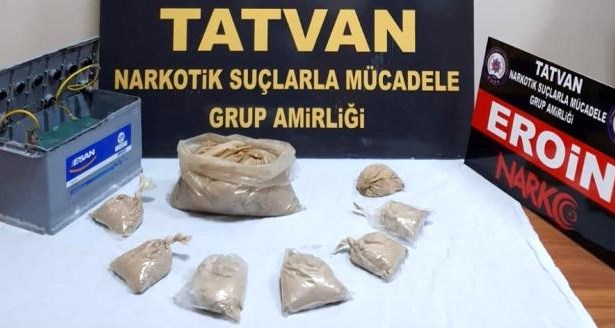 Tatvan'da 3 kilo 865 gram eroin ele geçirildi
