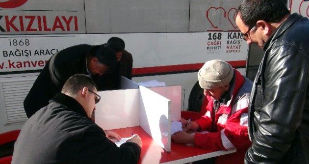 Tatvan'da ilçesinde kan bağışı toplandı