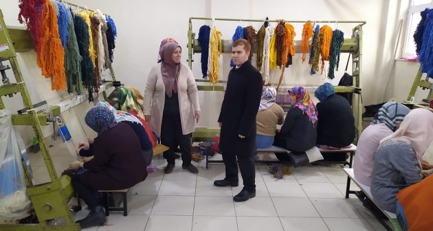 Tatvan'da kadınlara yönelik halı dokuma kursu açıldı