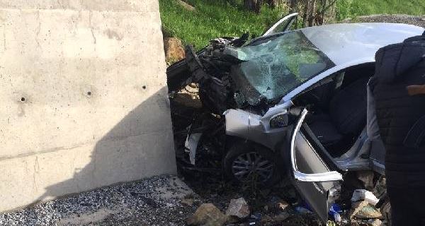 Tatvan'da trafik kazası 1 ölü 3 yaralı