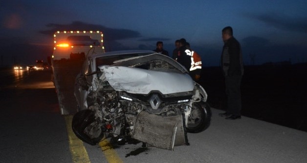 Tatvan'da trafik kazası 2 kişi yaralandı