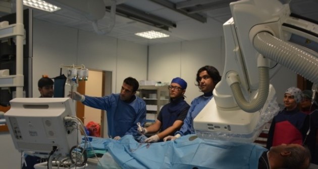 Tatvan Devlet Hastanesi'nde ilk kez anjiyo ameliyatı yapıldı