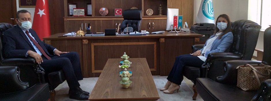 Bitlis Vali Yardımcısı Nursel Özdemir Rektör Elmastaş'ı Ziyaret Etti