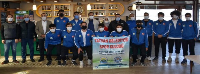 Tatvan Belediyesi hentbol takımı 2. lige yükselme maçlarına katılacak