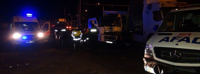 Tatvan’da 2 tır çarpışması sonucu 1 kişi yaralandı